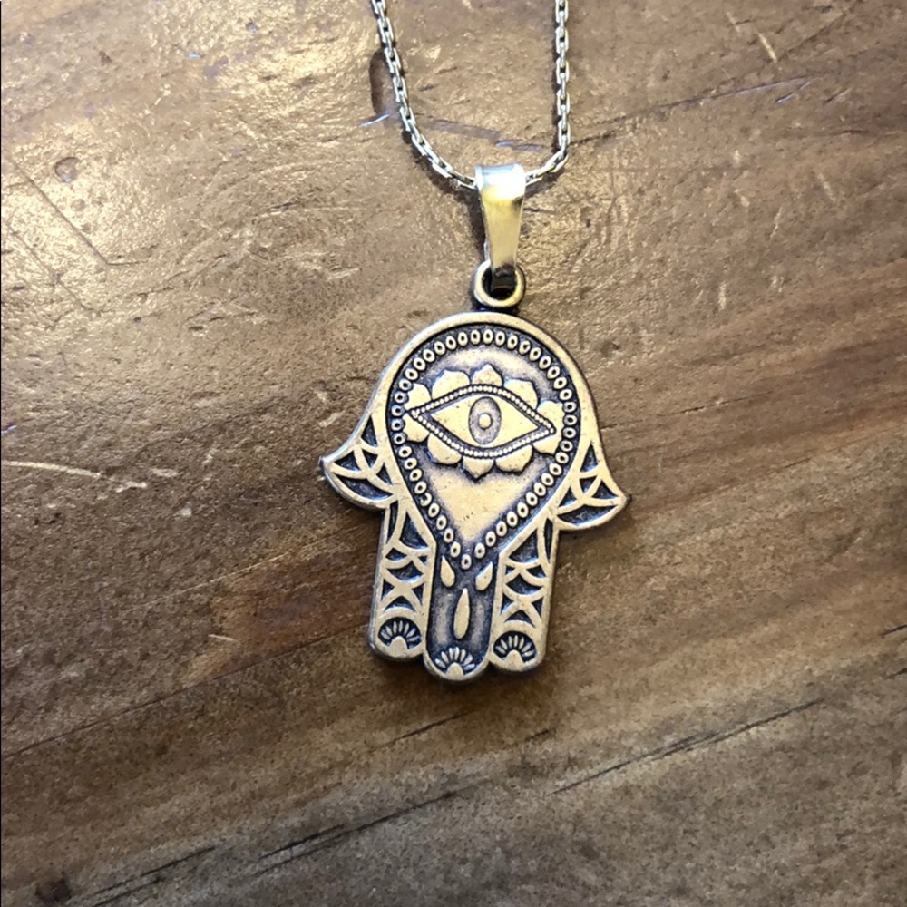 ALEX AND ANI expandable Hand of Fatima necklace